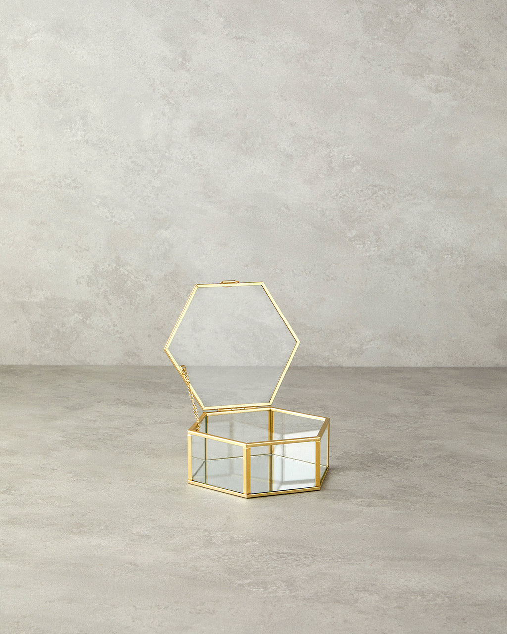 Deluxe Glass Decorative Box Gold - 25x25x10 cm (view 2)