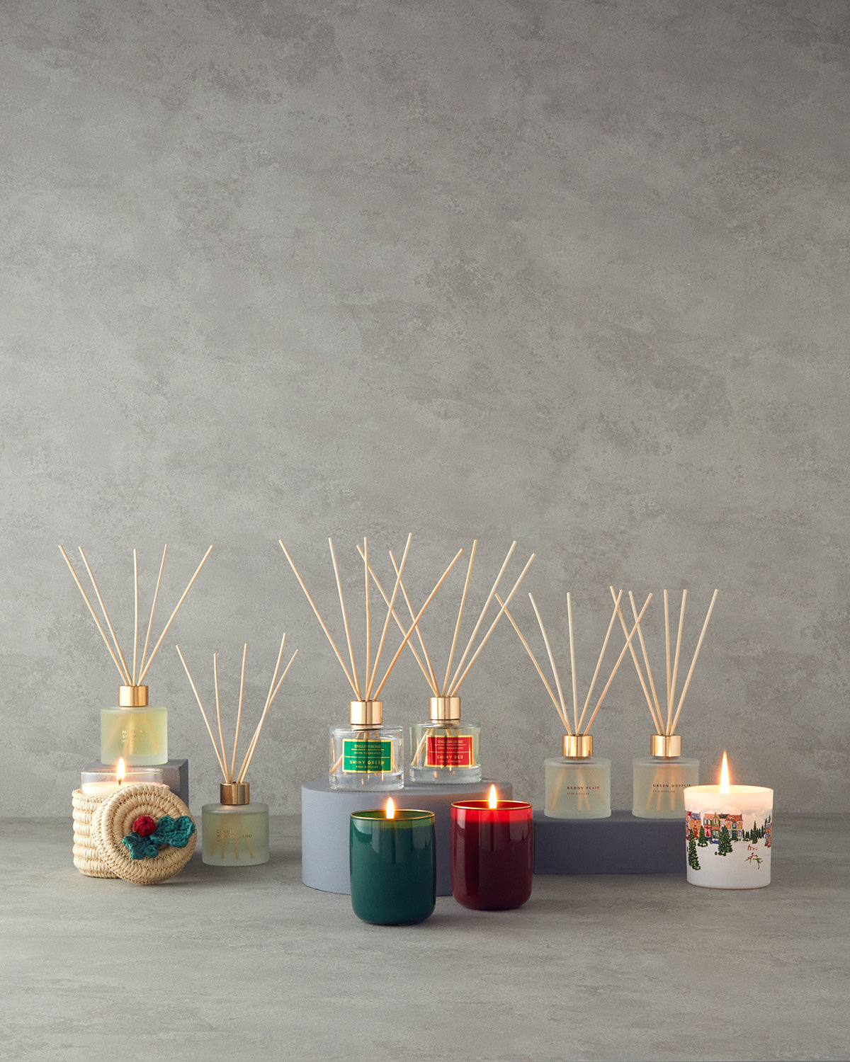 Carlin Scented Candle 190 g Maroon (view 5)