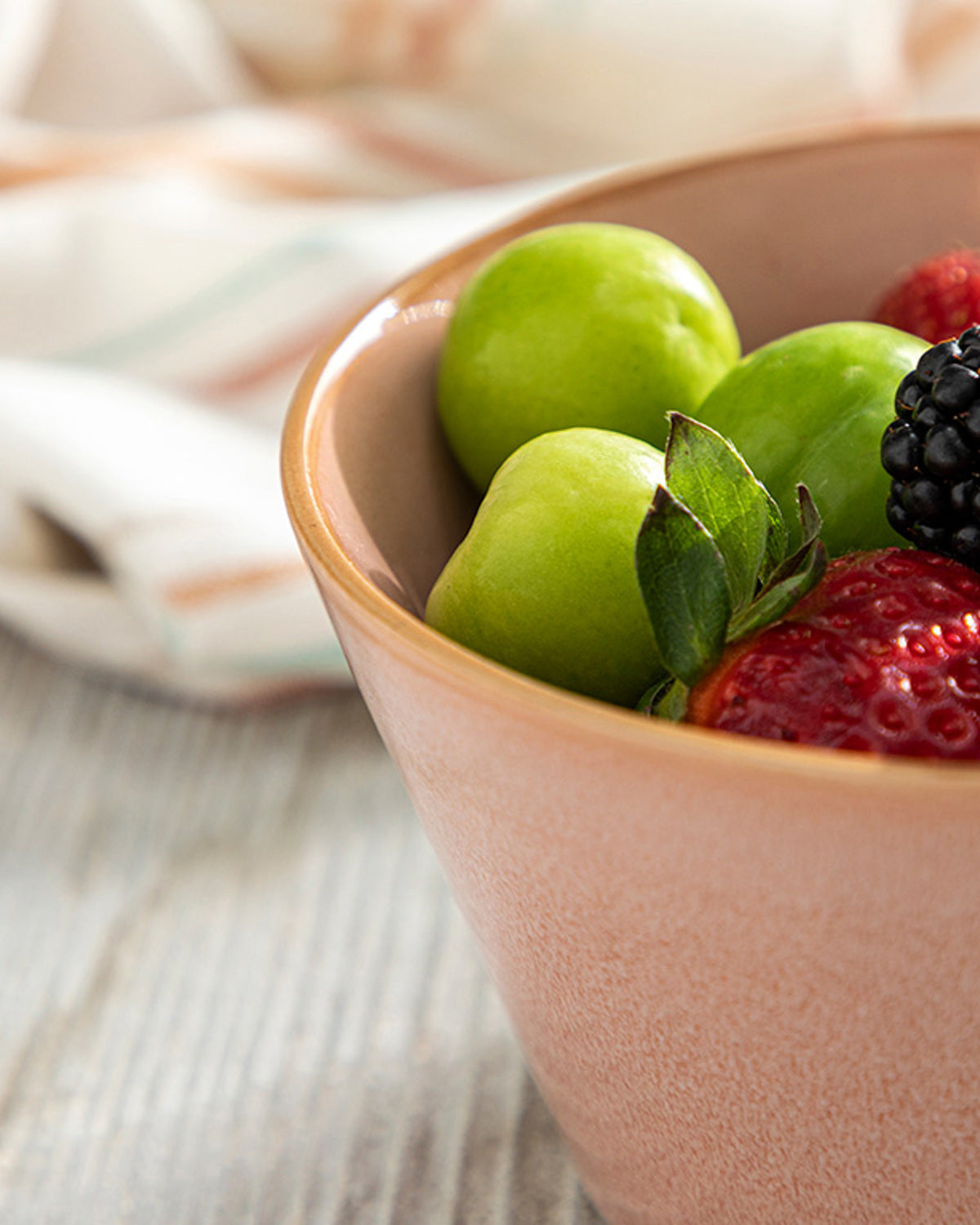 Freya Ceramic Bowl 410 ml (view 7)