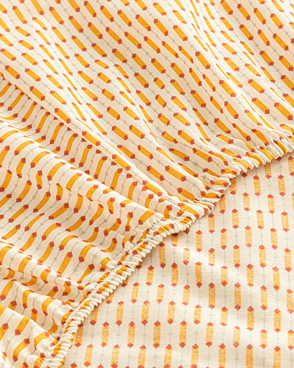 Diamond Stripe Easy Iron Single Size Fitted Sheet 100x200 cm Yellow (view 3)