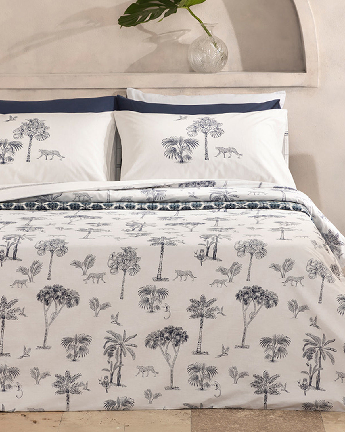 Exotic Forest Cotton Double Size Duvet Cover Set 200x220 cm Navy Blue
