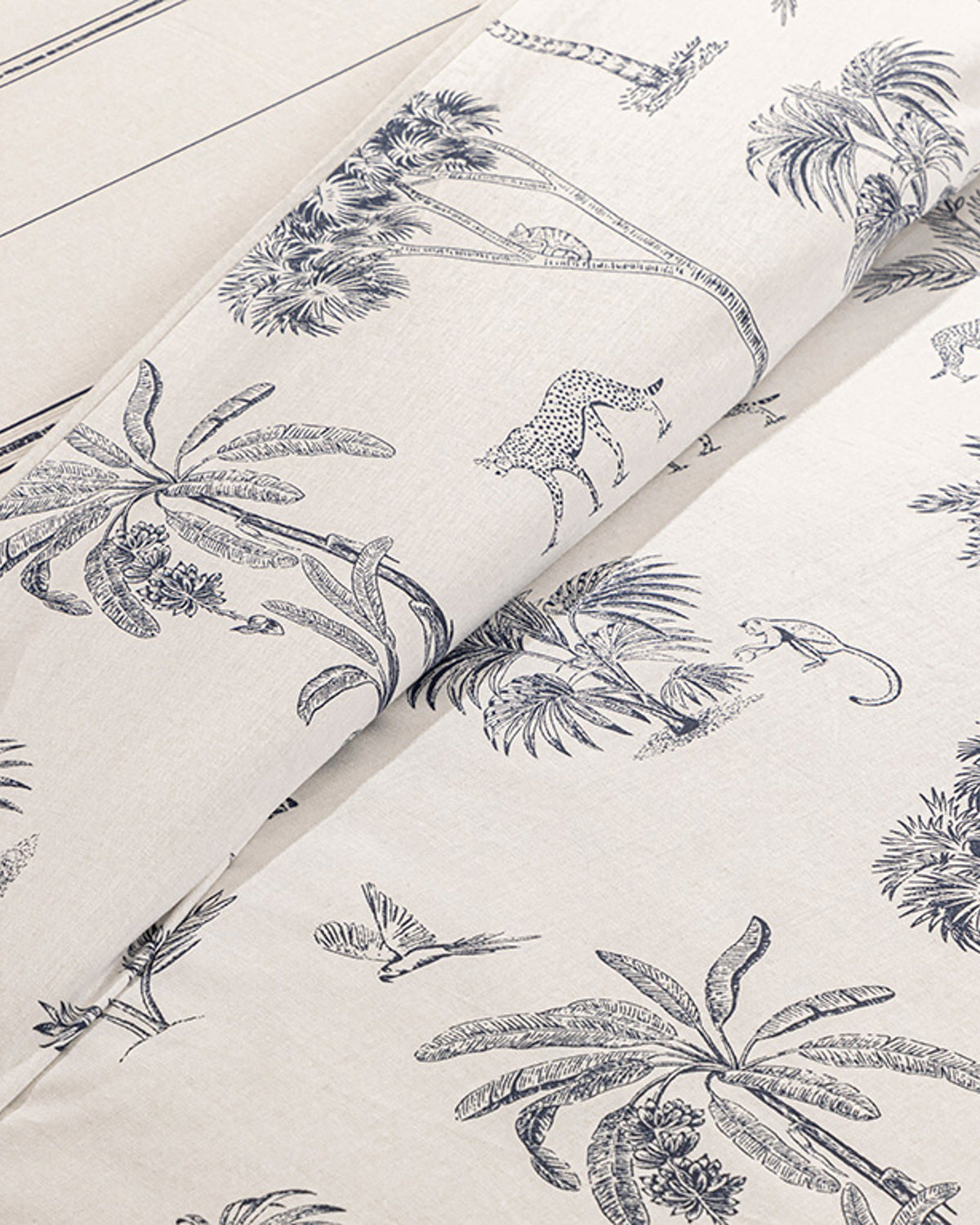 Exotic Forest Cotton Double Size Duvet Cover Set 200x220 cm Navy Blue (view 4)