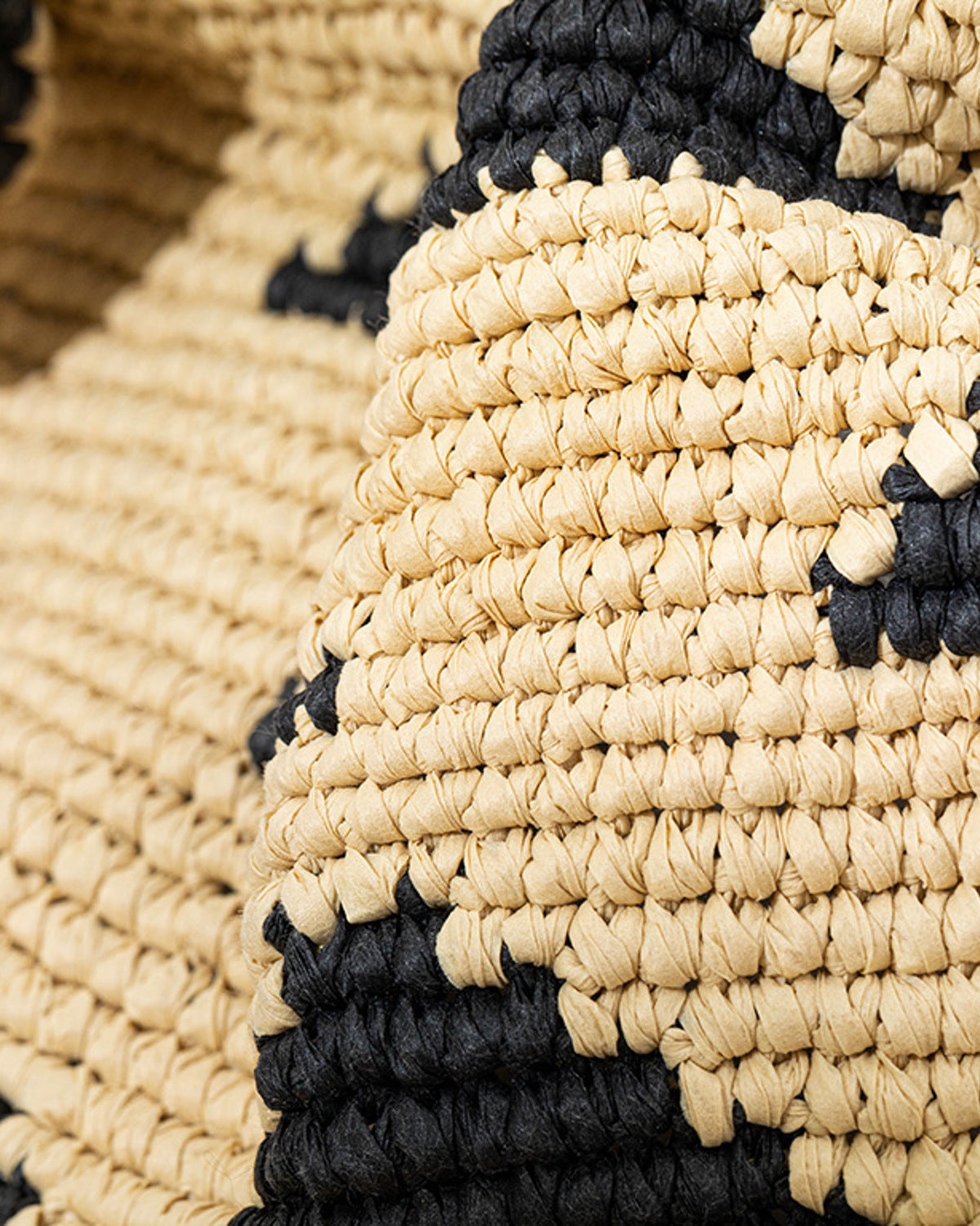 Merta Raffia Women Bag 40x25 cm Black (view 2)