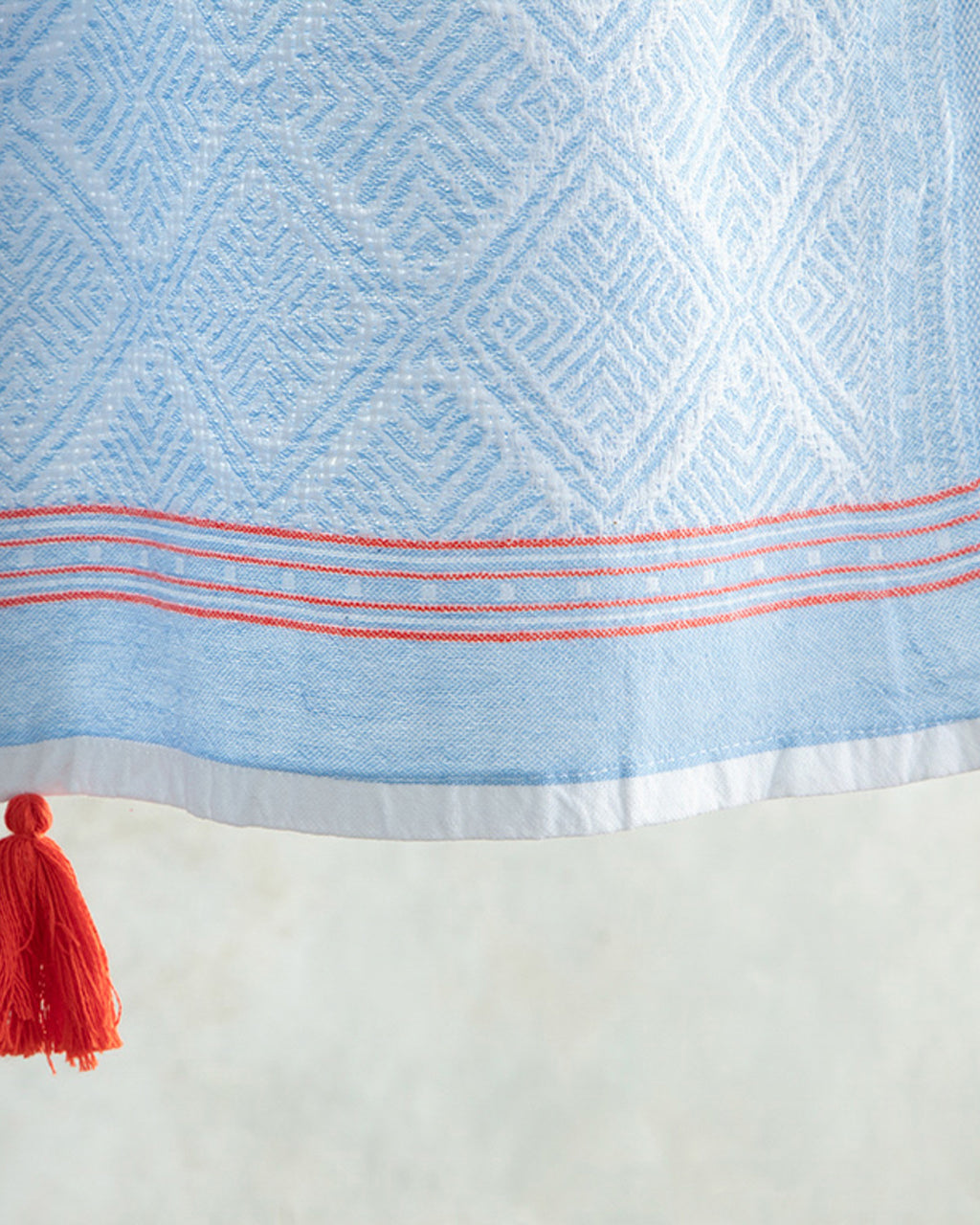 Beech Cotton Fringed Bath Wrap 90x150 cm Blue - Red (view 2)