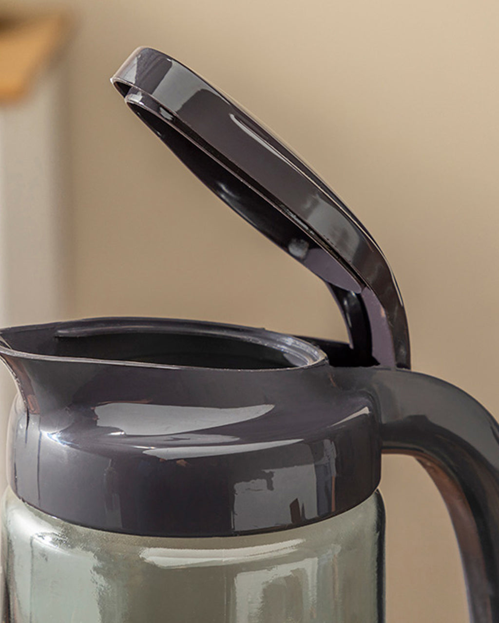 Plain Glass Jug 1500 ml Anthracite (view 3)