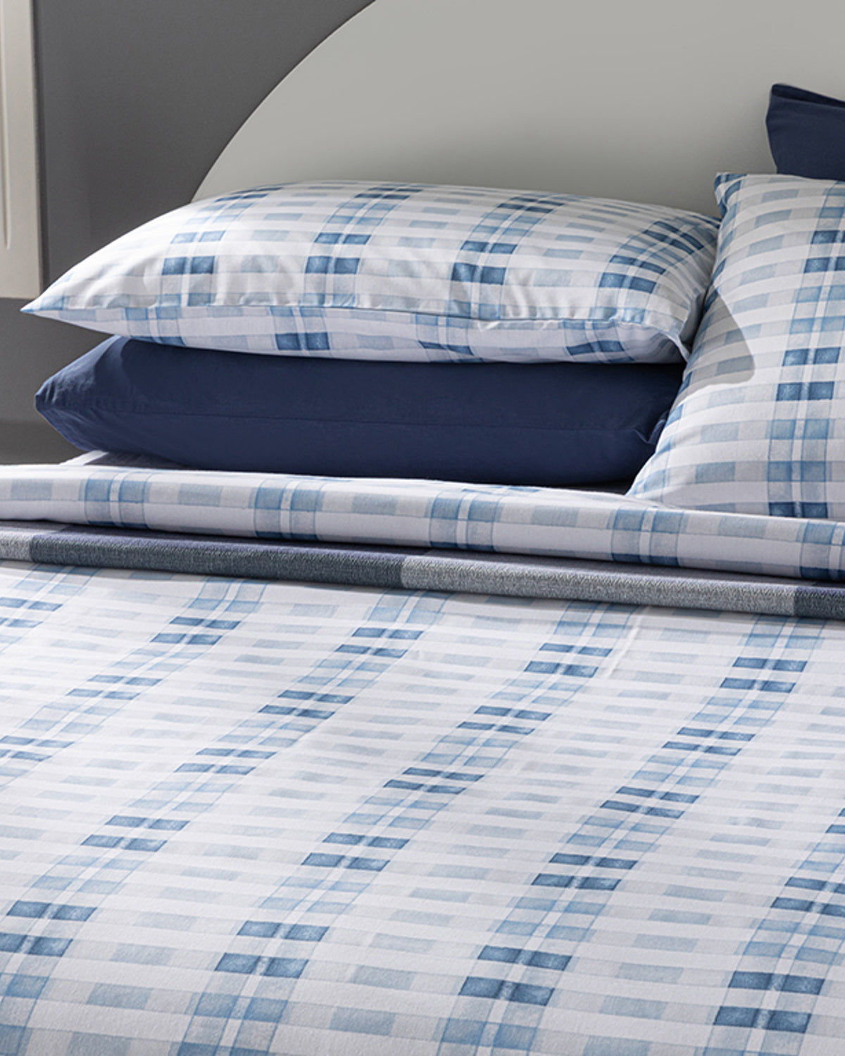 Modern Square Easy Iron Double Size Duvet Cover Set 200x220 cm Blue (view 2)