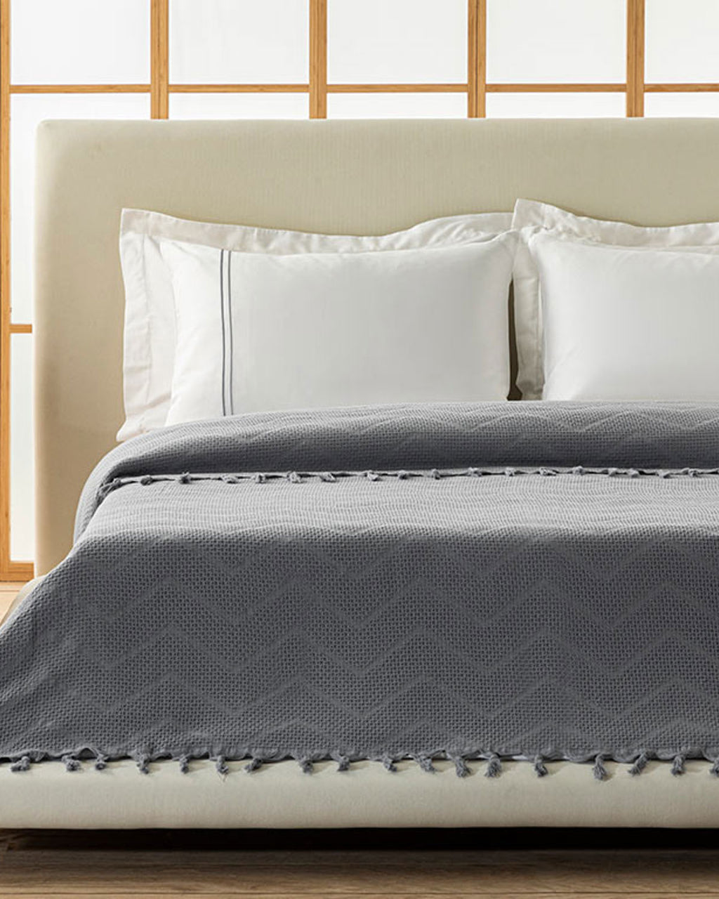 Camilla Cotton Jacquard Double Summer Blanket (view 9)