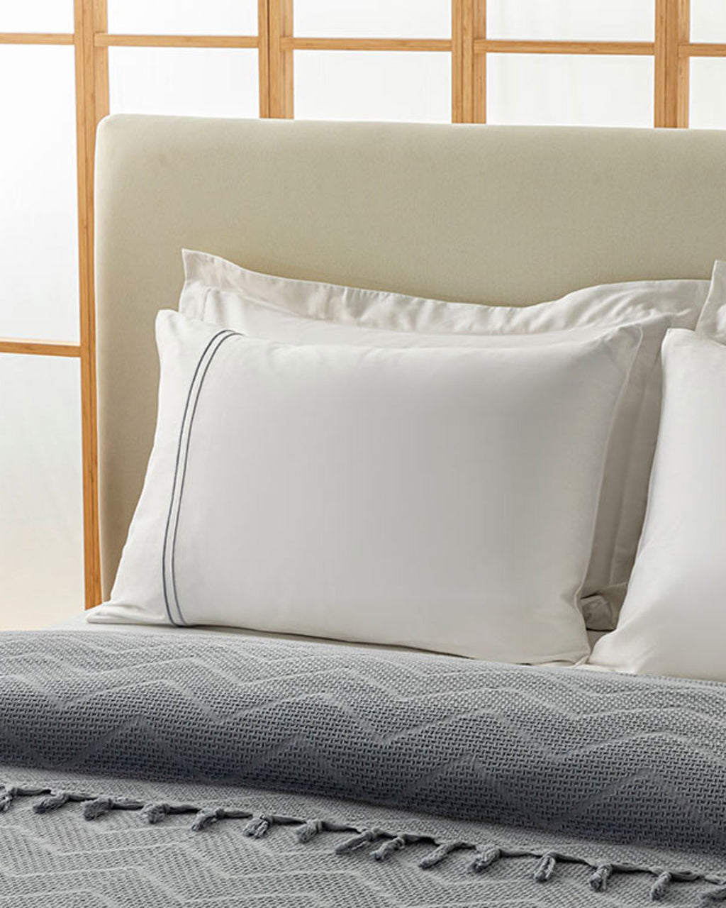 Camilla Cotton Jacquard Double Summer Blanket (view 10)