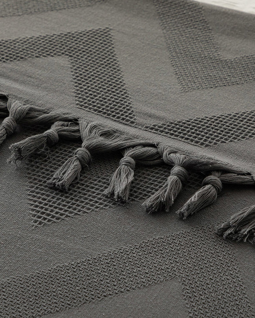 Leona Cotton Jacquard Summer Blanket - White - King 220x240 cm (view 3)