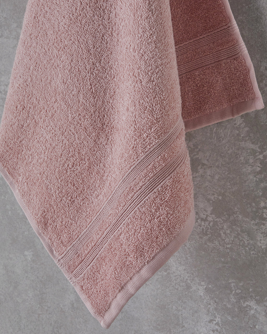 Pure Basic Face Towel 50x90 cm Light Pink (view 2)