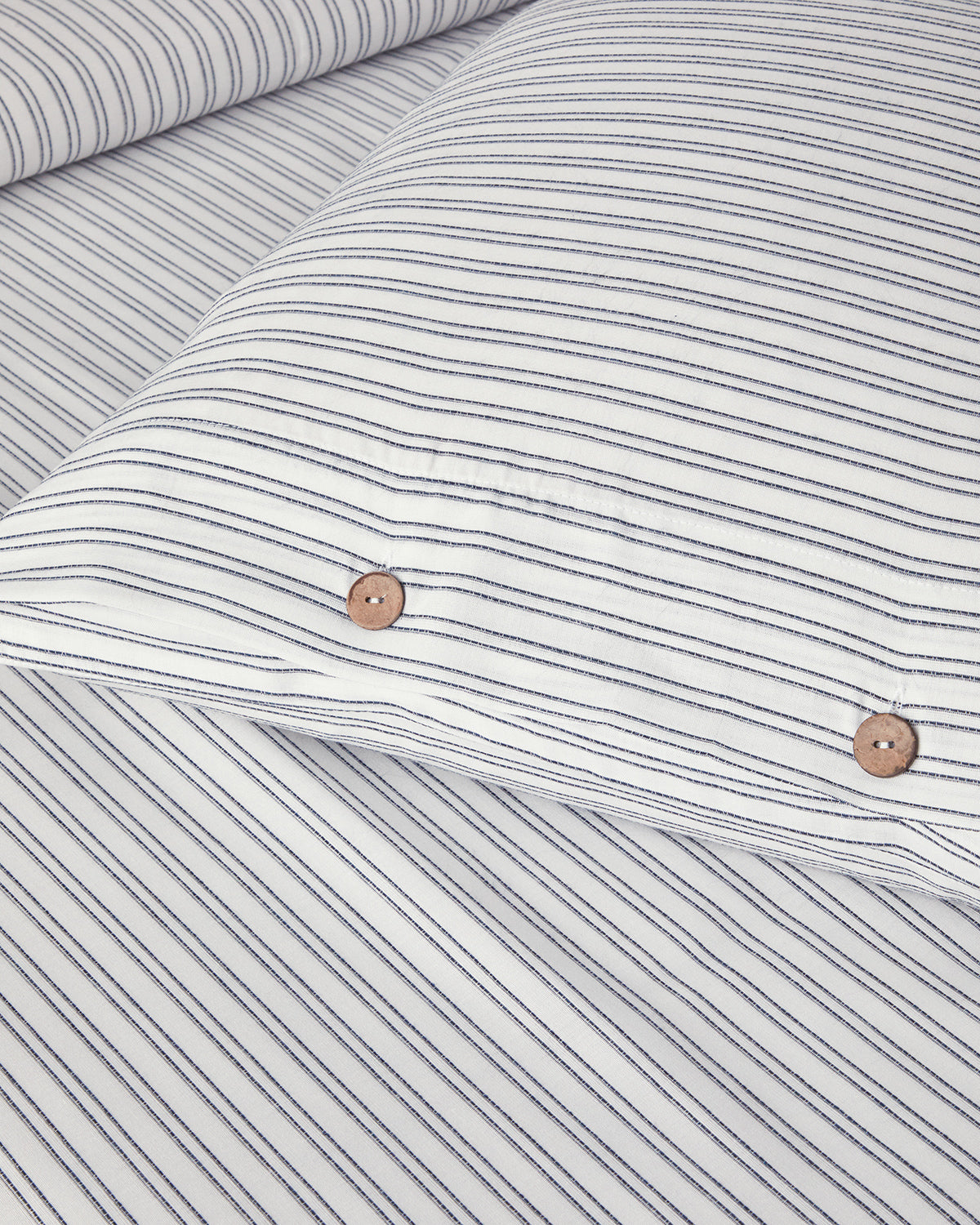 Stitch Line Yarn Dyed Duvet Cover Set Navy Blue (view 10)