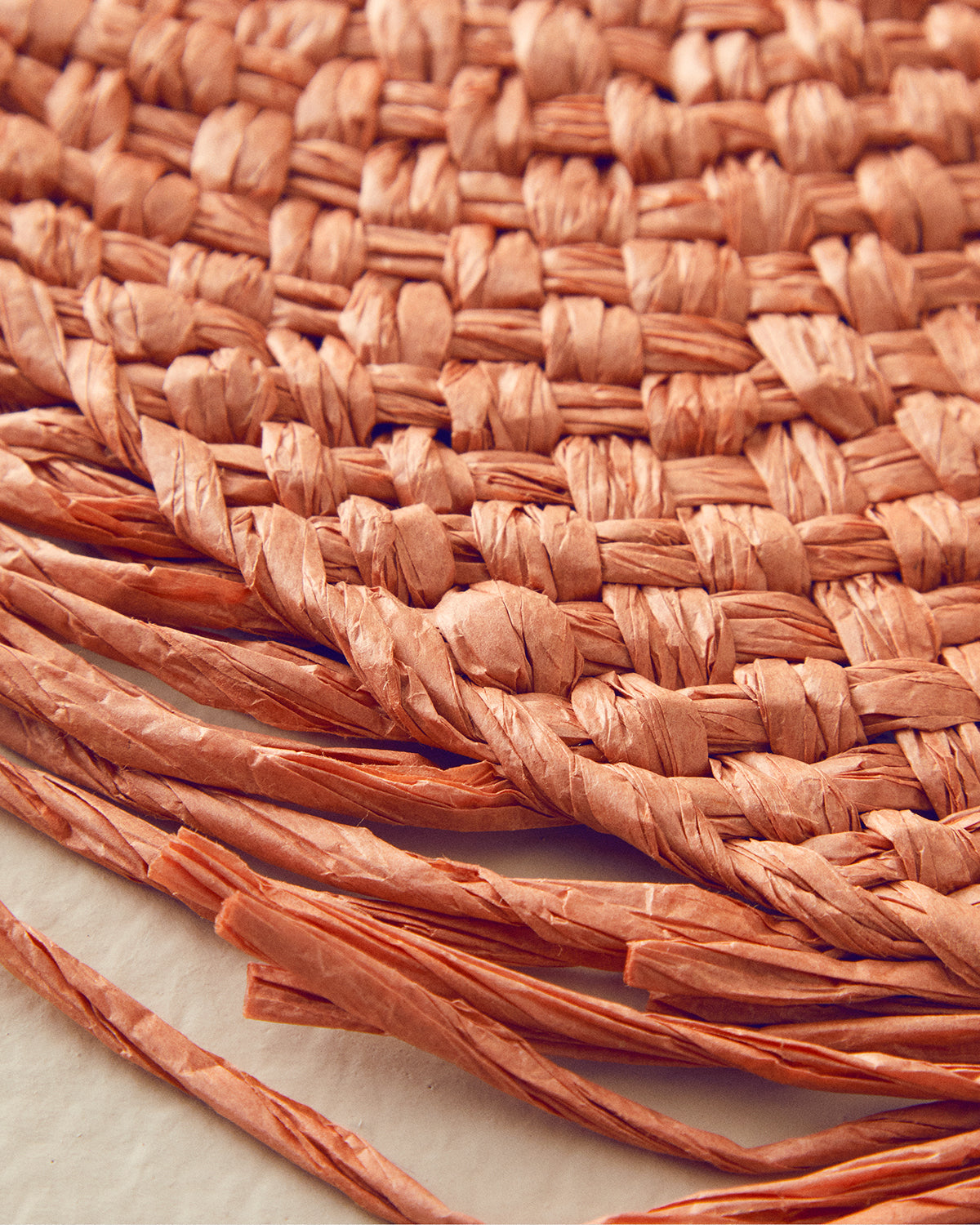 Martina Paper Table Mat 38 cm Salmon (view 2)