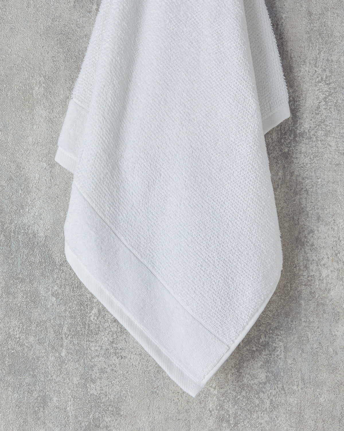Melinda Bamboo Face Towel 50x90 cm White (view 2)