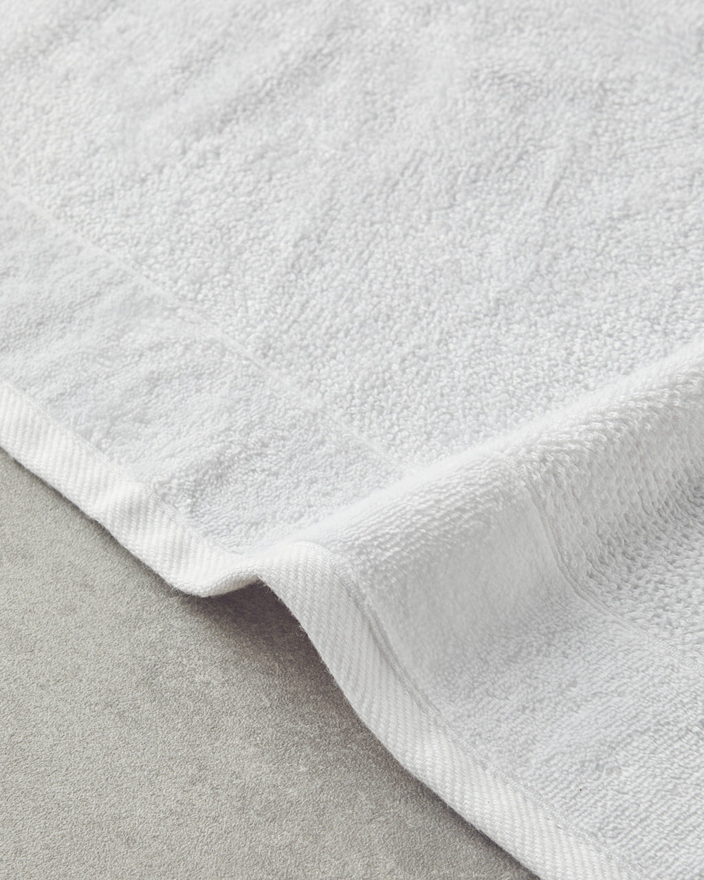 Melinda Bamboo Face Towel 50x90 cm White (view 3)