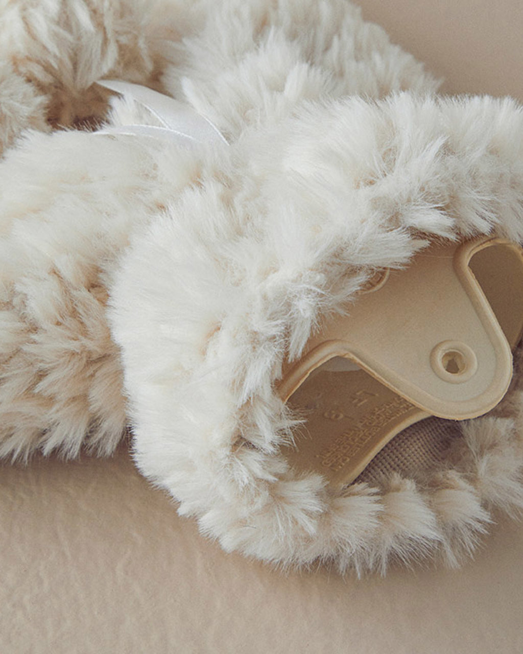 Fluffy Hot Water Bottle 33x19 cm Ecru (view 2)