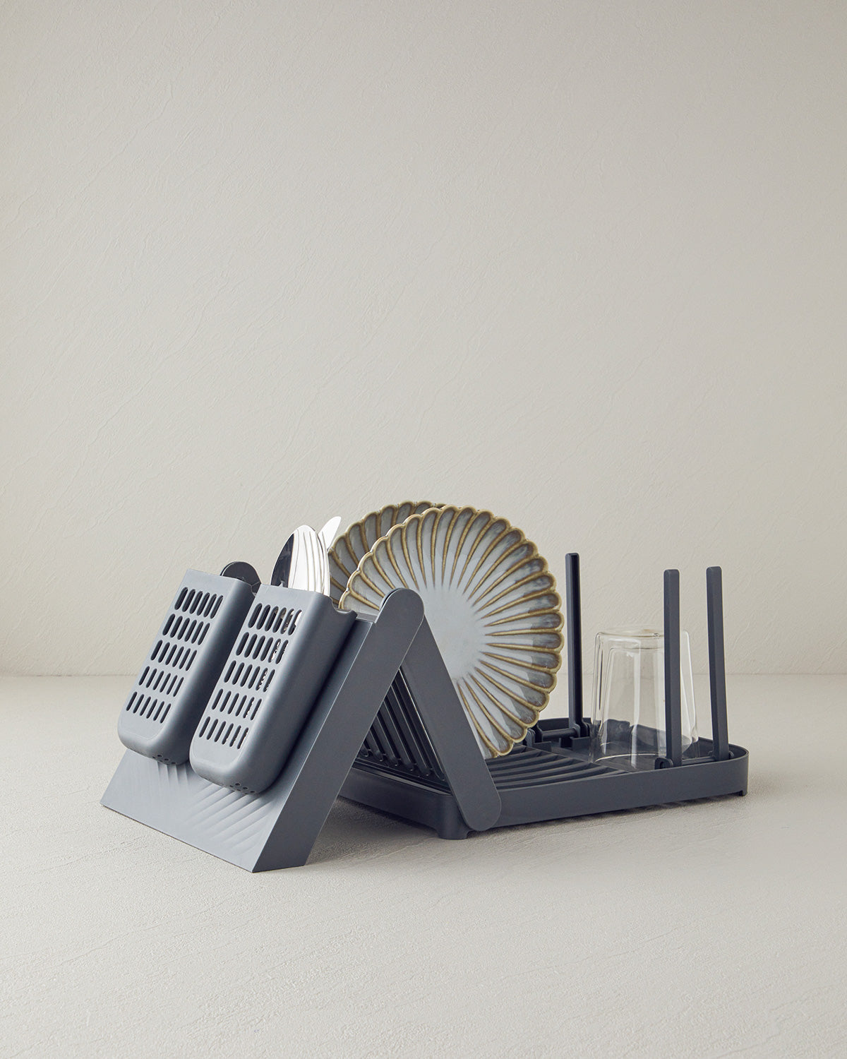 Portrait Plastic Dish Holder 42x23 cm Anthracite