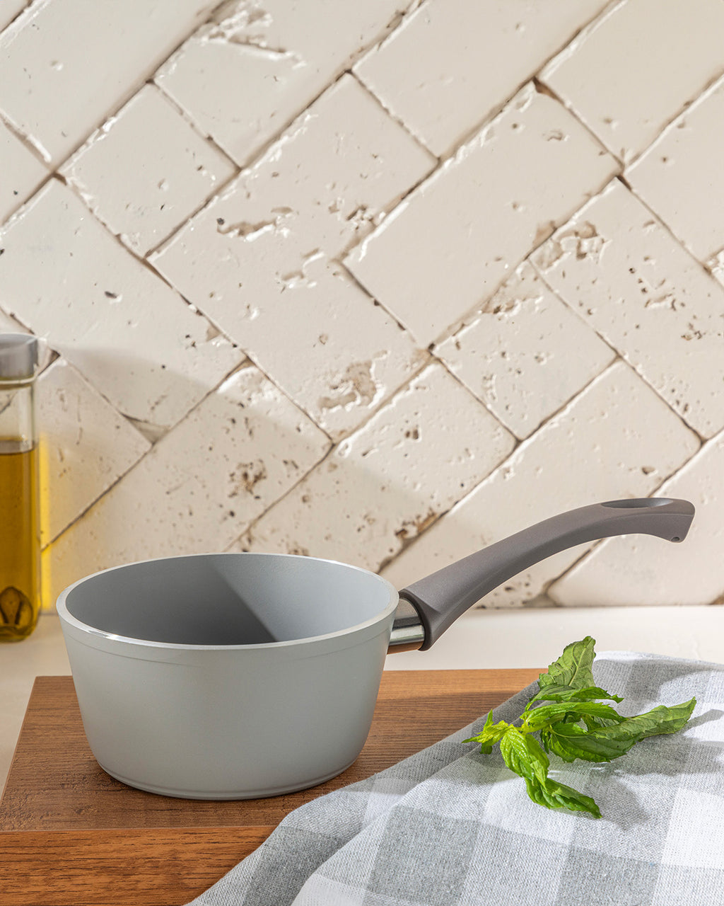 Pretty Aluminum Sauce Pan 14 cm - Gray