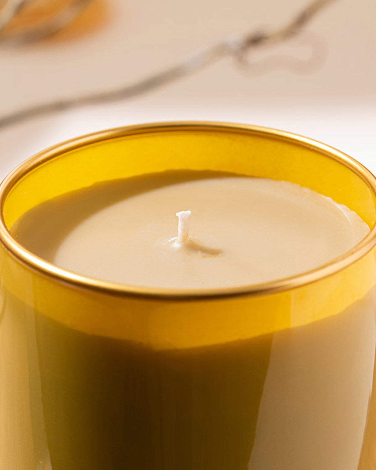 Carmin Scented Candle 190 g (view 3)