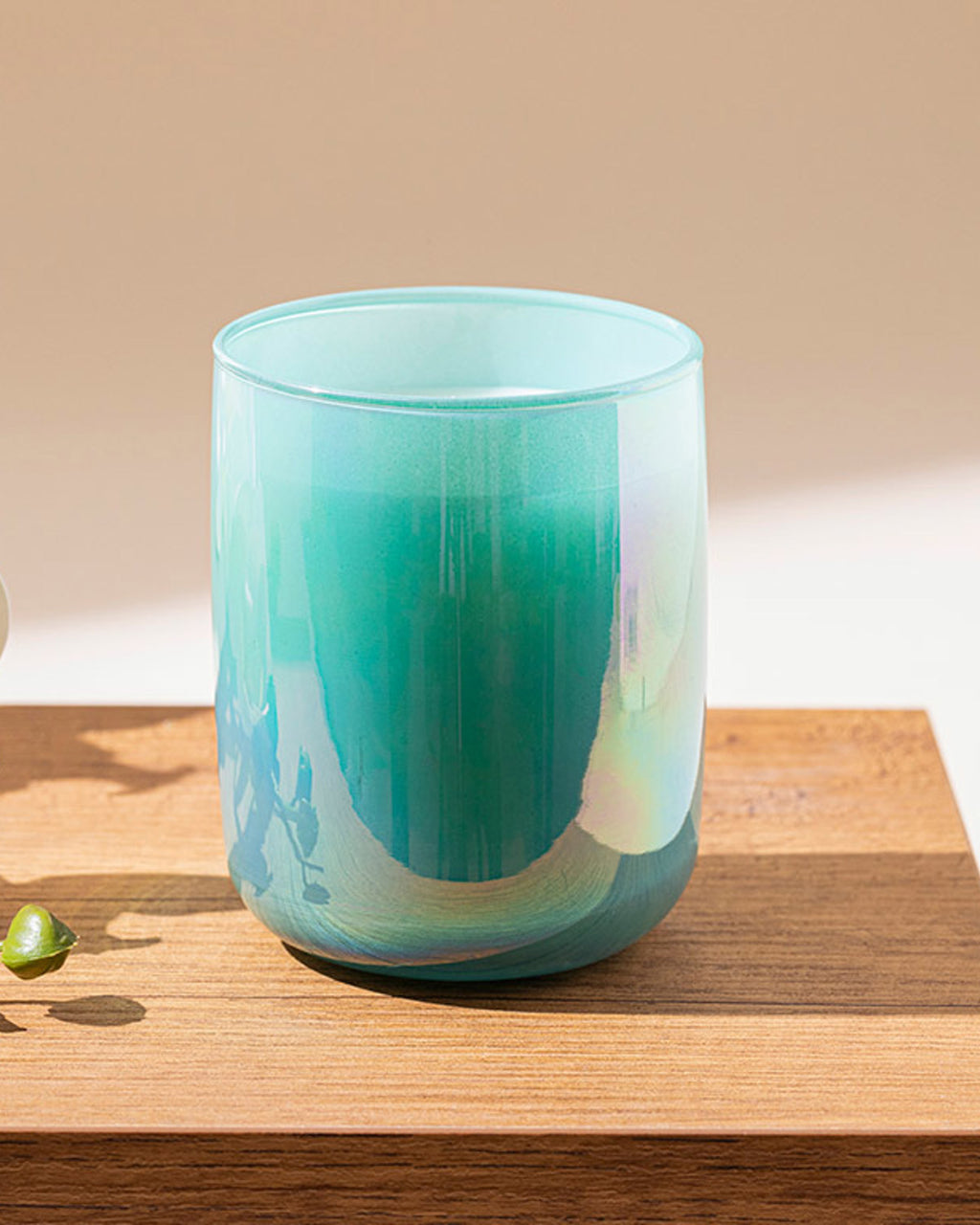 Water Lily Scented Candle 190 g (view 2)