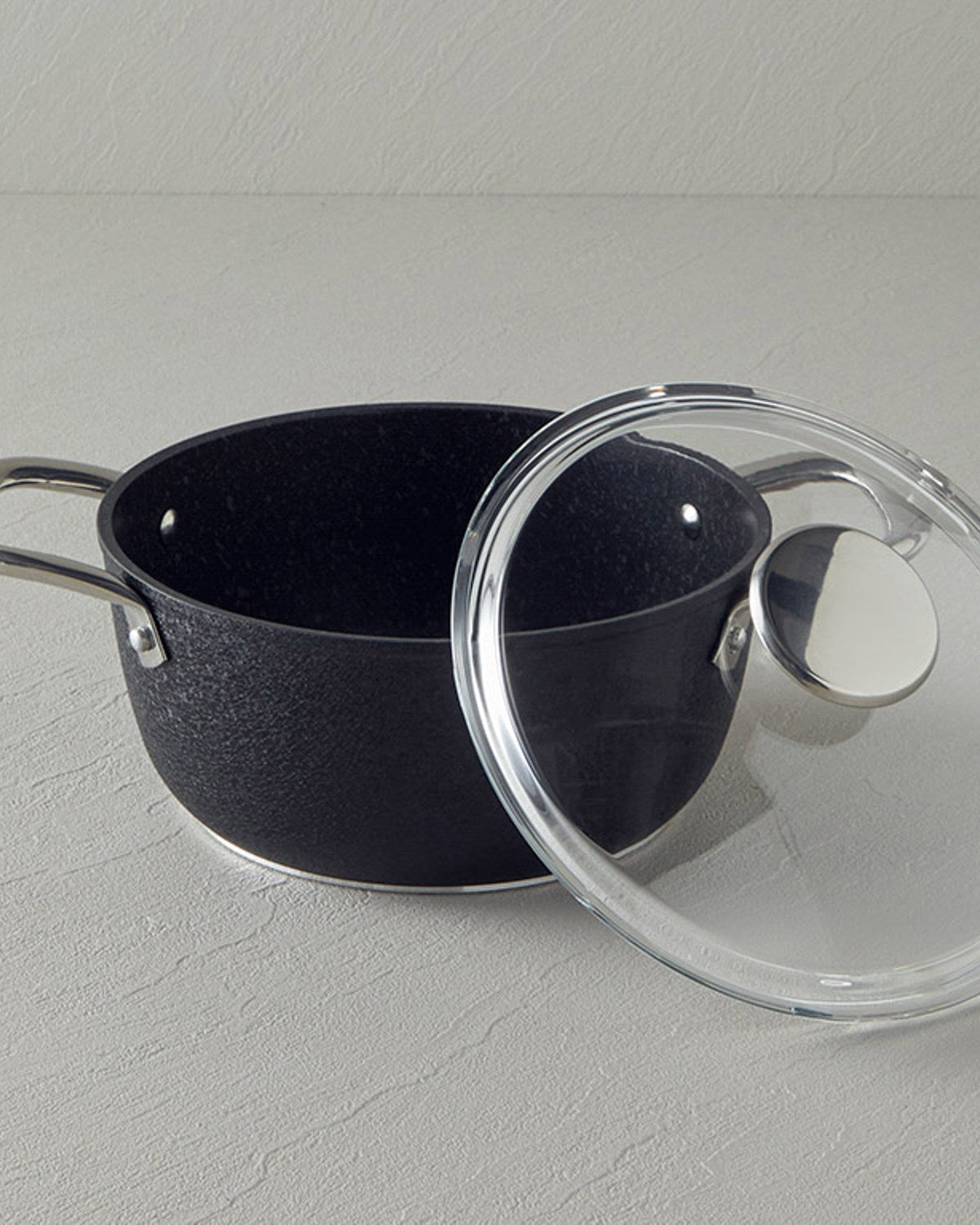 Charm Aluminum Deep Pot - Black - 24 cm (view 2)