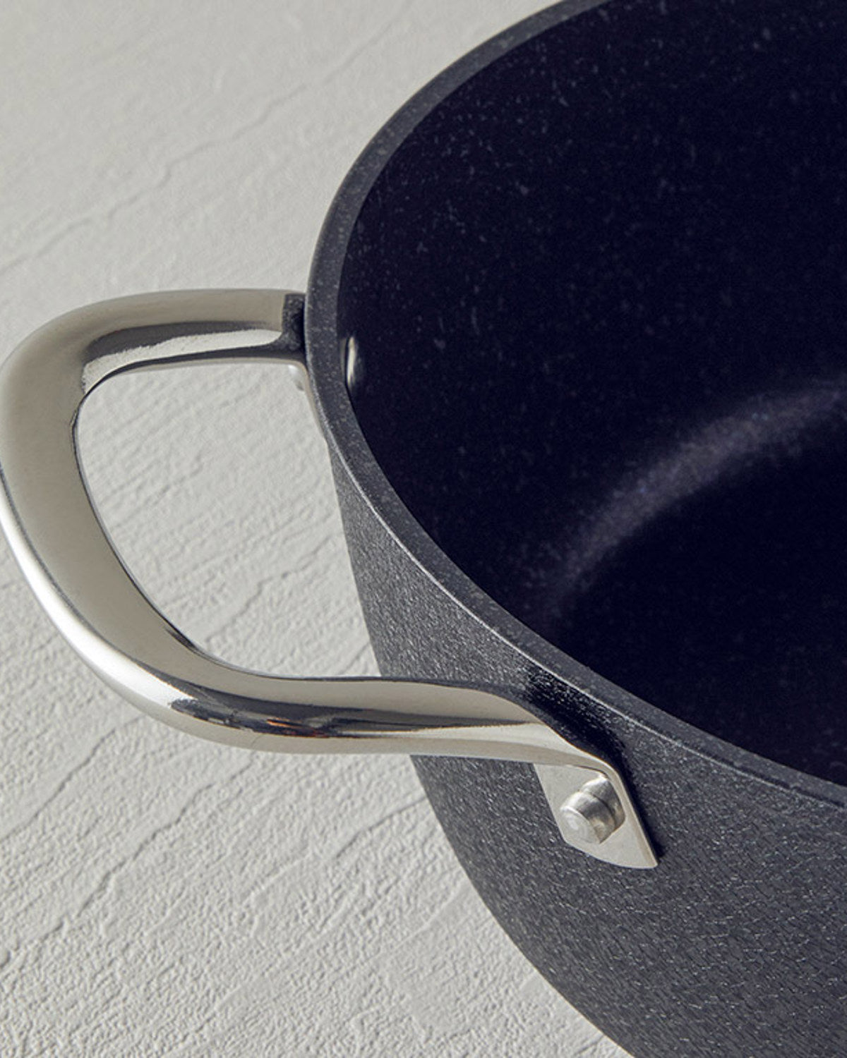 Charm Aluminum Deep Pot (view 10)
