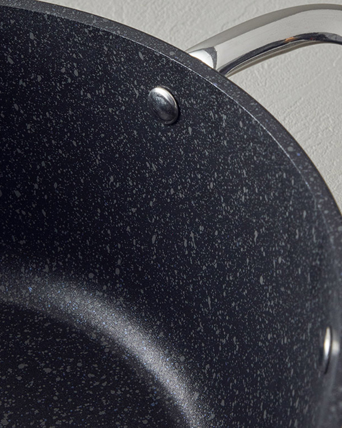 Charm Aluminum Deep Pot (view 11)