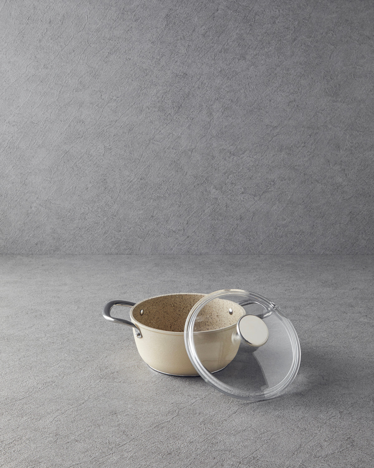 Charm Aluminum Deep Pot (view 17)