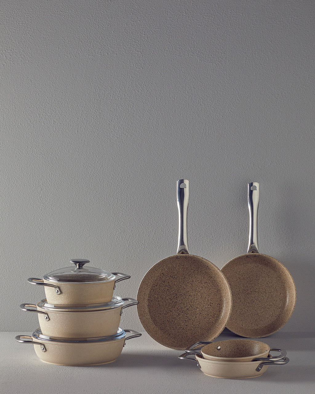 Charm Aluminum Deep Pot (view 29)