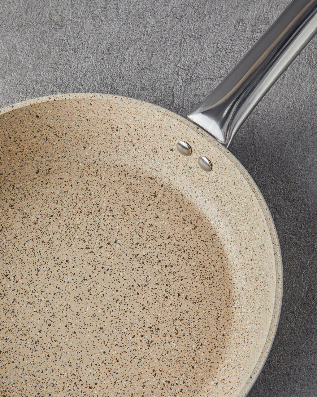 Charm Aluminum Griddle (view 13)
