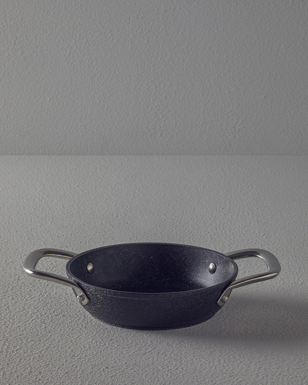 Charm Aluminum Omelet Pan - Black - 18 cm