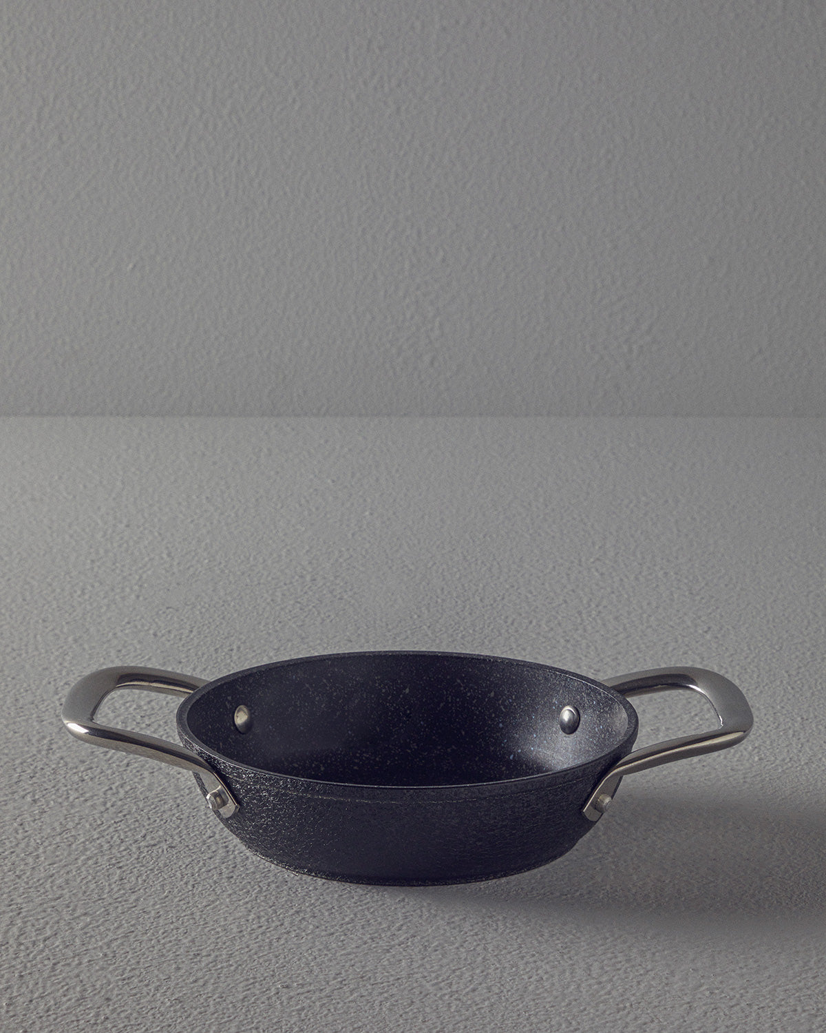 Charm Aluminum Omelet Pan - Black - 18 cm