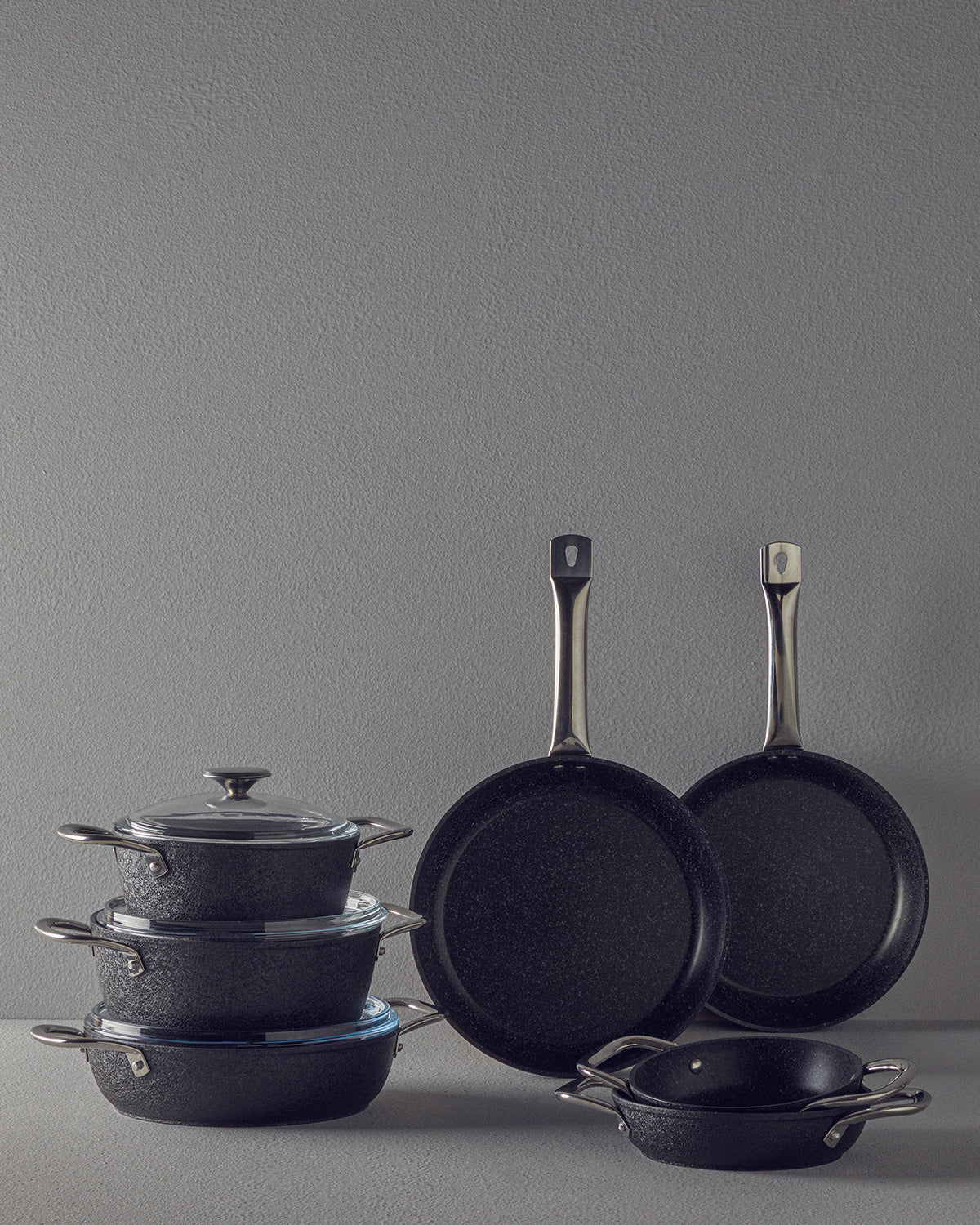 Charm Aluminum Omelet Pan (view 12)