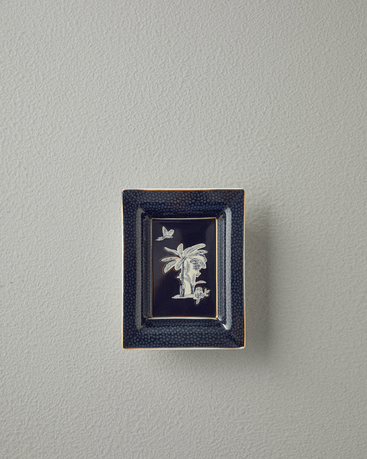 Chic Palm Decorative Plate 15x11.5x2.5 cm Navy Blue (view 2)