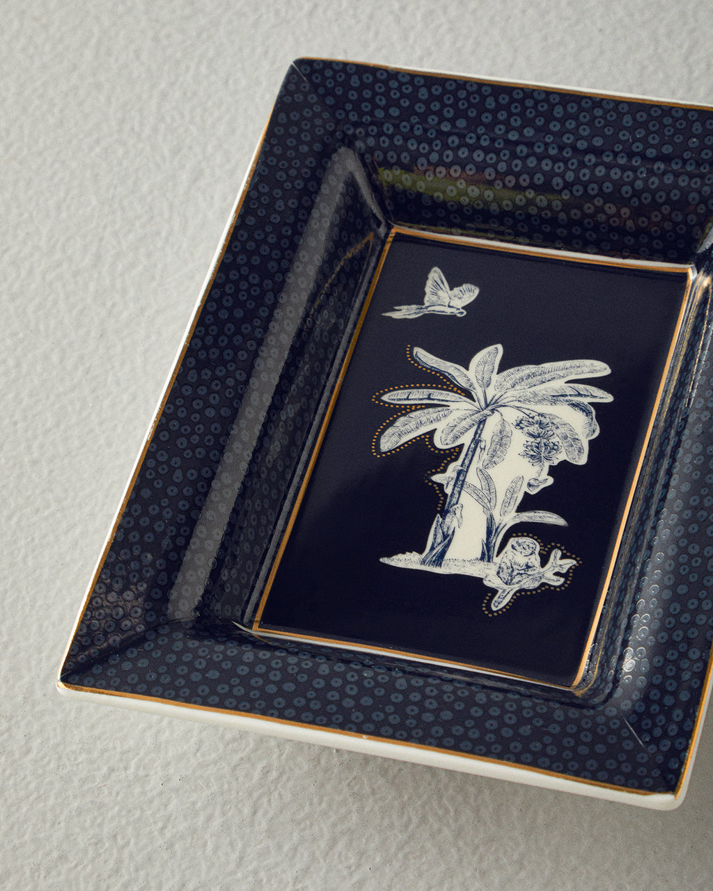 Chic Palm Decorative Plate 15x11.5x2.5 cm Navy Blue (view 3)