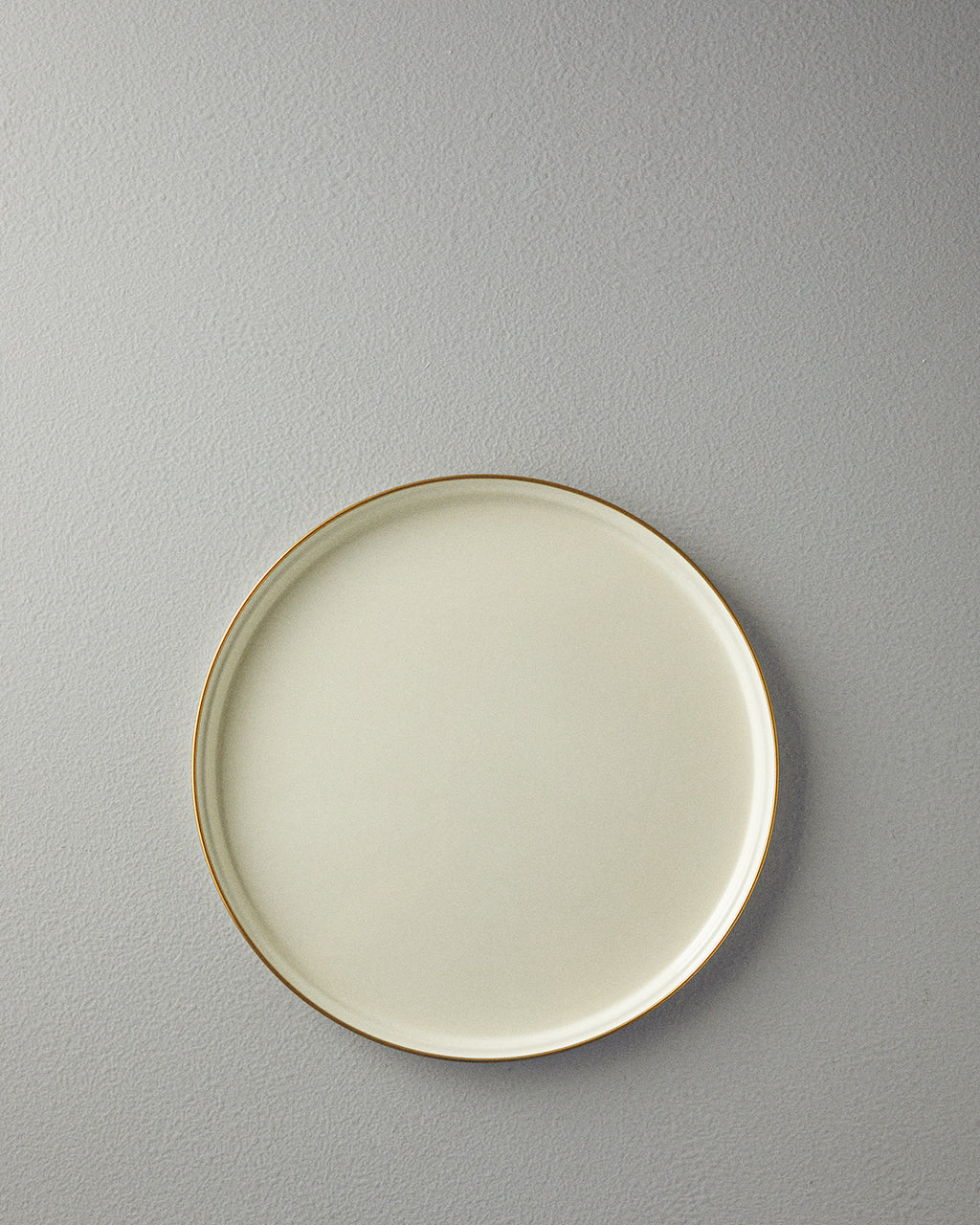 Isidora Enamel Round Tray 31 cm (view 5)