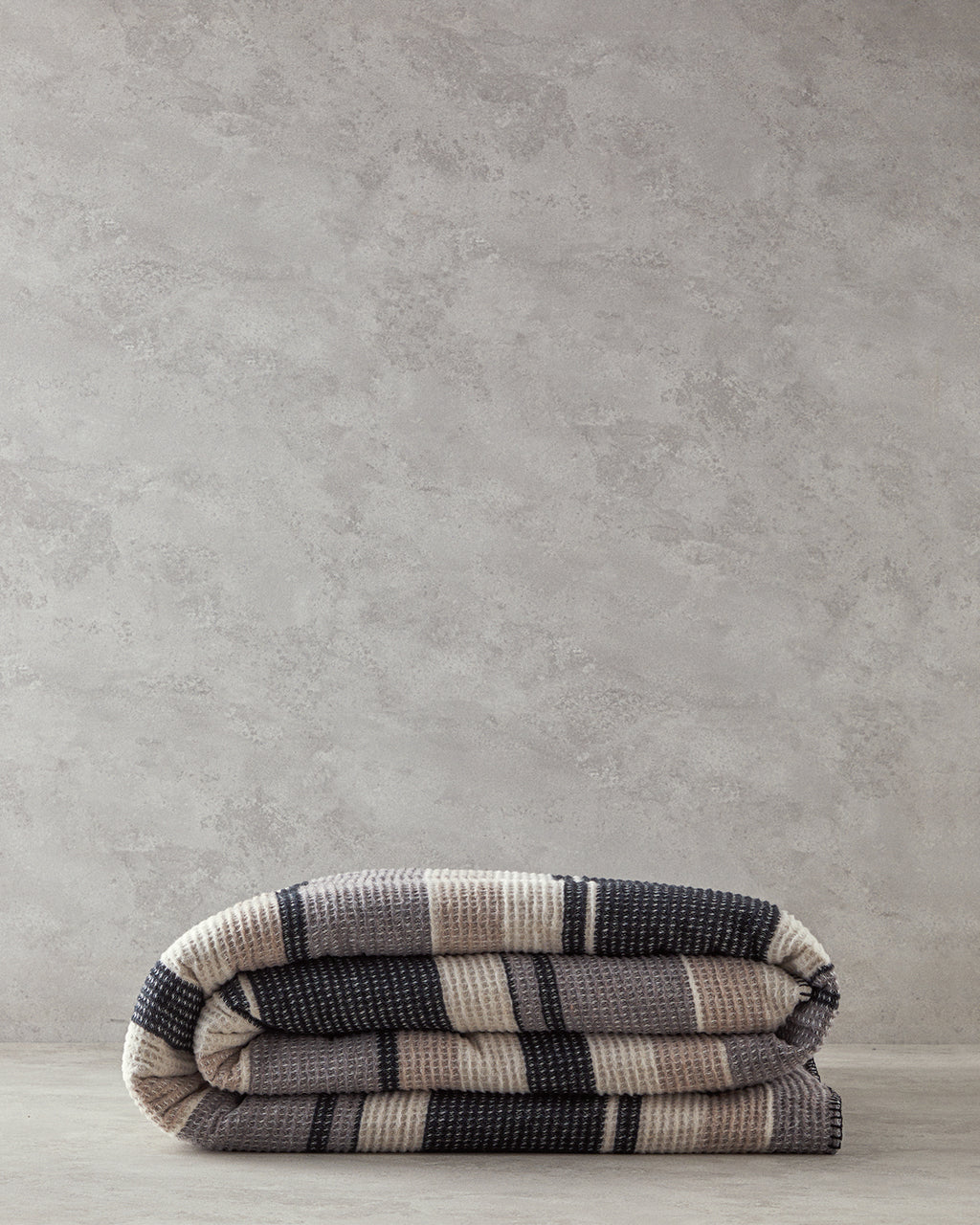 Striped Four Seasons Double Size Blanket 180x220 cm Anthracite (view 4)