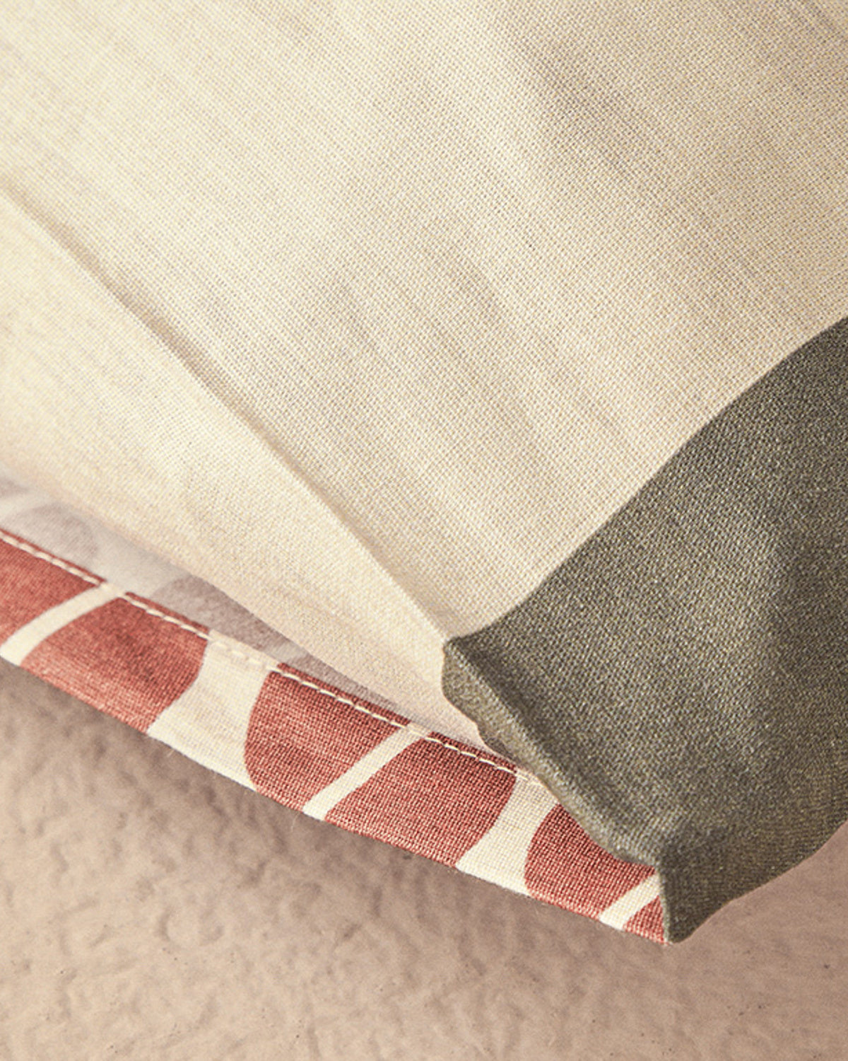 Dynamic Square Soft Cotton with Digital Print 2 pcs Pillow Case 50x70 cm Beige - Terracotta (view 4)