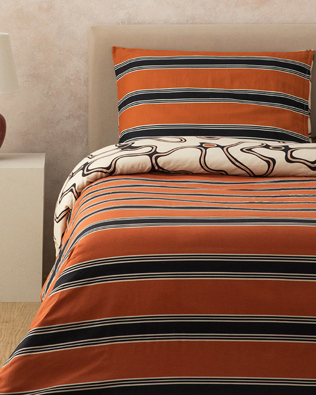 Abstract Art Soft Cotton with Digital Print Double Size Duvet Cover Set 200x220 cm Beige (view 2)
