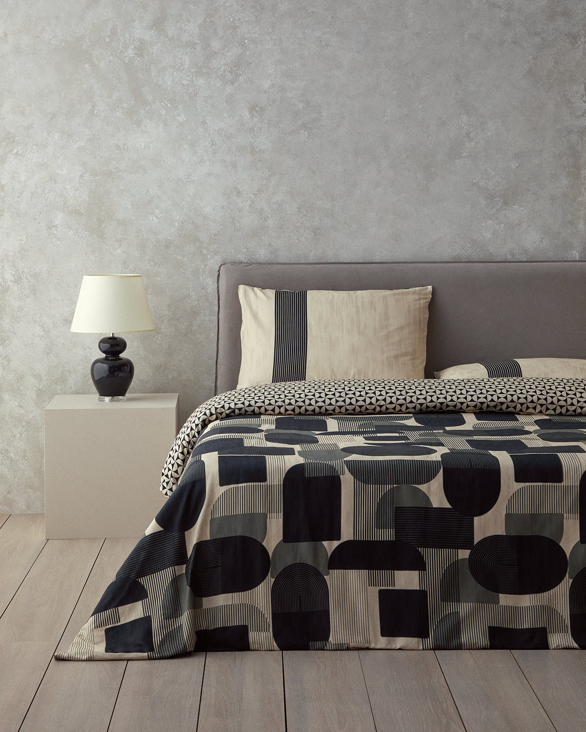 Geodesic Soft Cotton with Digital Print Duvet Cover Set Anthracite - Green - Single 160x220 cm