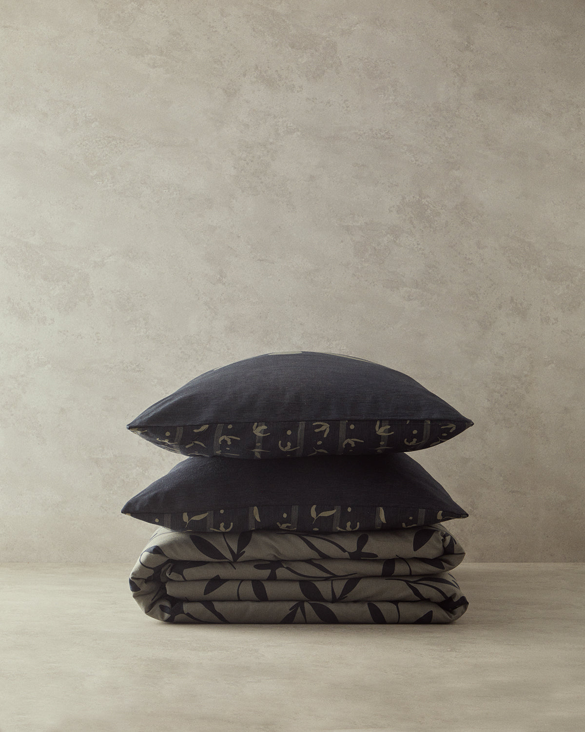 Vinette Soft Cotton with Digital Print Duvet Cover Set (view 11)