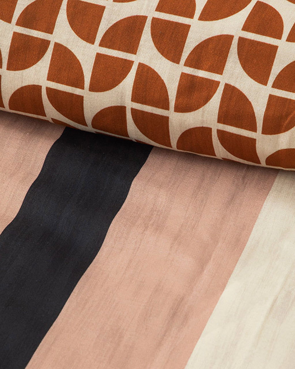 Dynamic Square Soft Cotton with Digital Print Duvet Cover Set Beige - Terracotta (view 4)