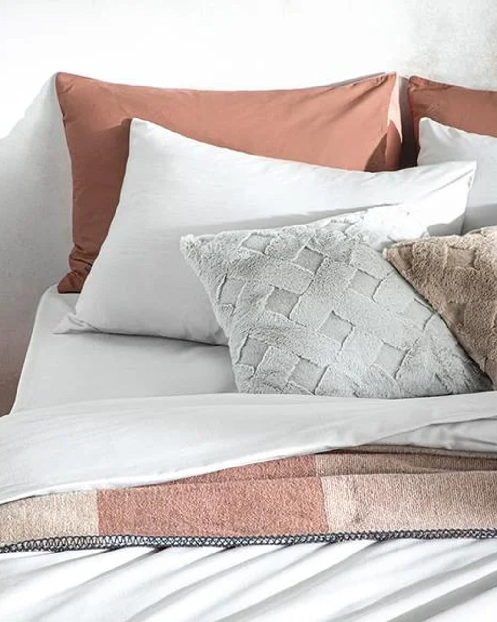 Novella Premium Soft Cotton Duvet Cover (view 10)