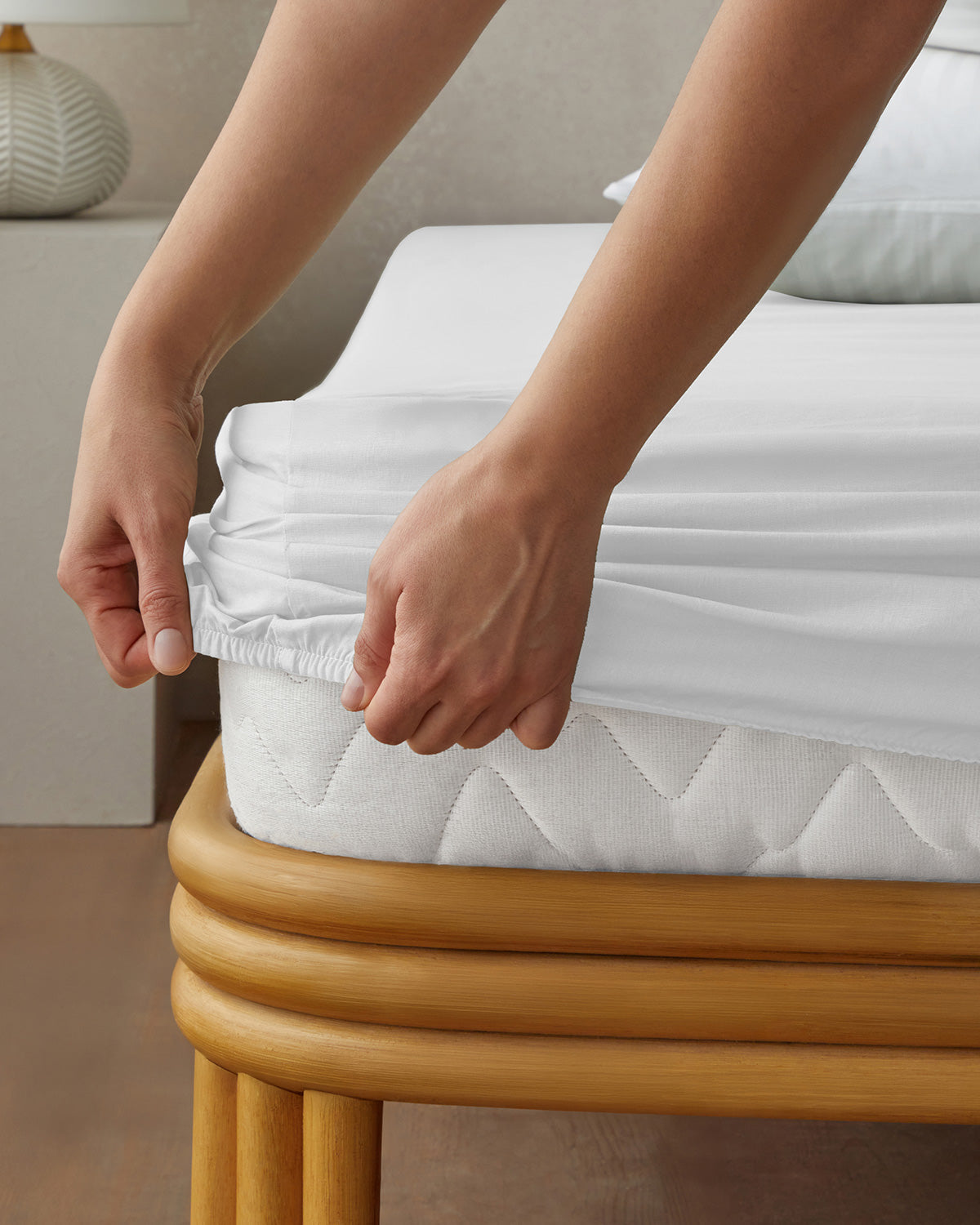Novella Premium Soft Cotton Fitted Sheet - Beige, Gray & White (view 10)