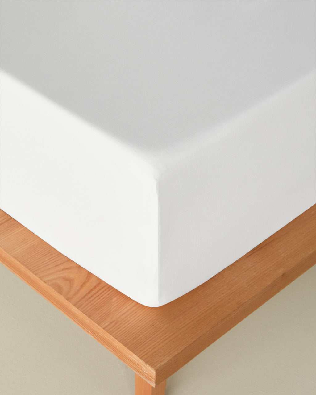 Novella Premium Soft Cotton Fitted Sheet - Beige, Gray & White (view 11)