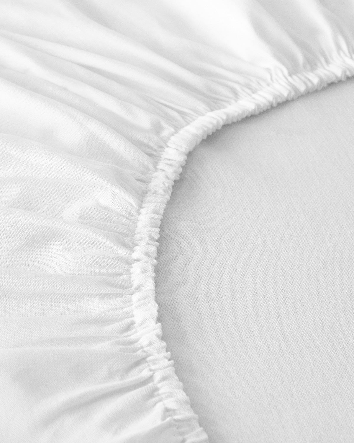 Novella Premium Soft Cotton Fitted Sheet - Beige, Gray & White (view 16)