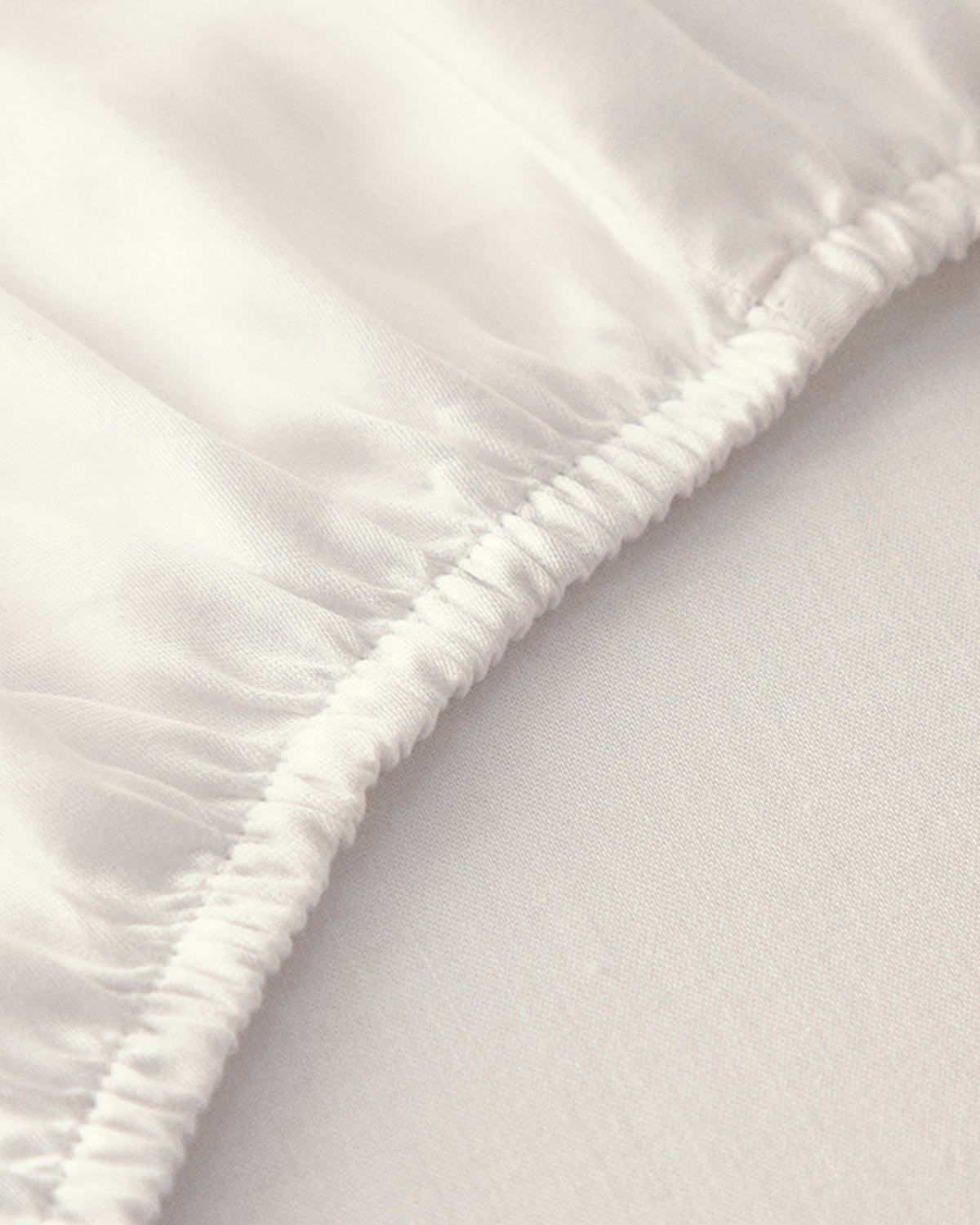 Micell Cotton Satin Fitted Sheet - Anthracite - Double 160x200 cm (view 3)