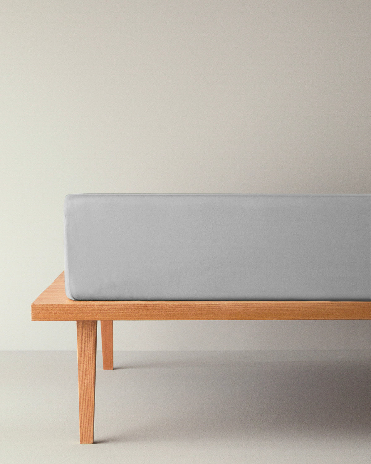 Micell Cotton Satin Fitted Sheet (view 15)