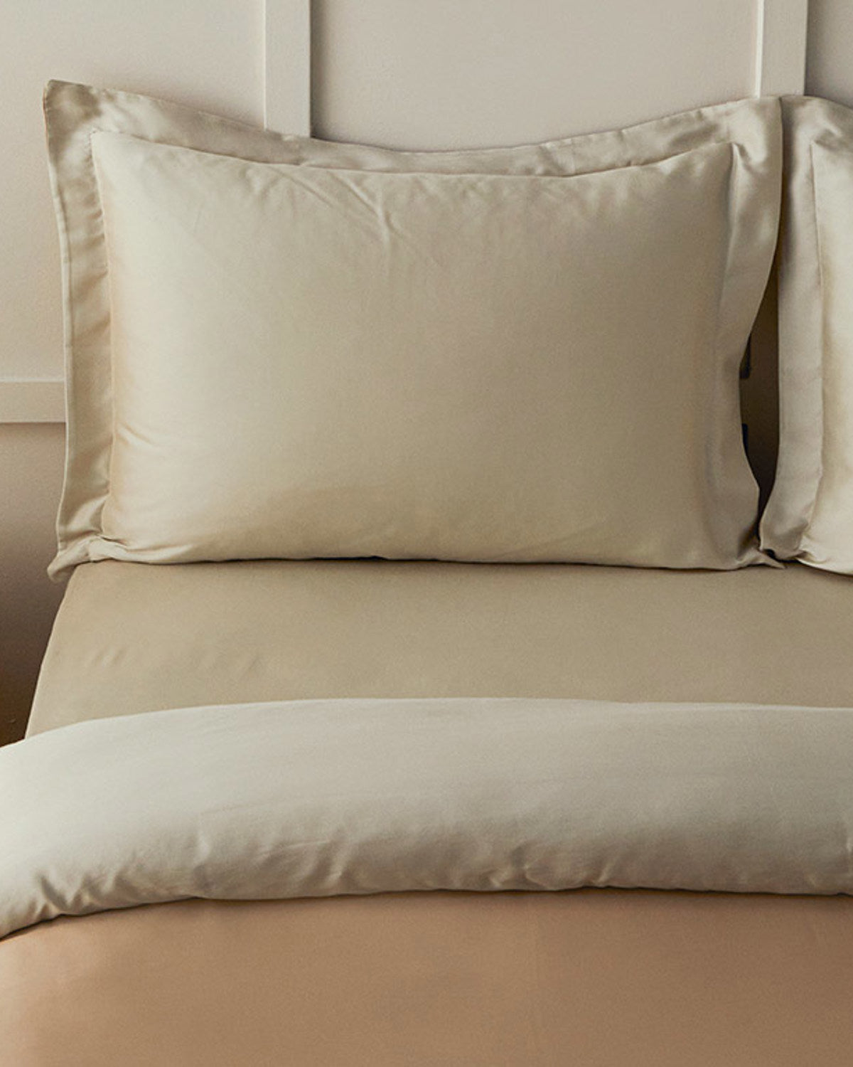 Silk Duvet Cover Set - Gray - King 240x220 cm (view 3)