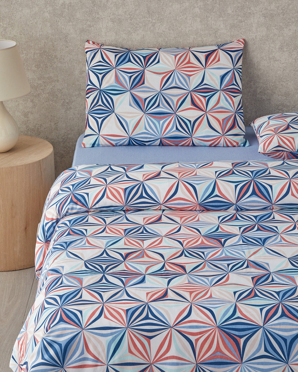 Easy Iron Double Size Duvet Cover Set 200x220 cm Blue (view 2)