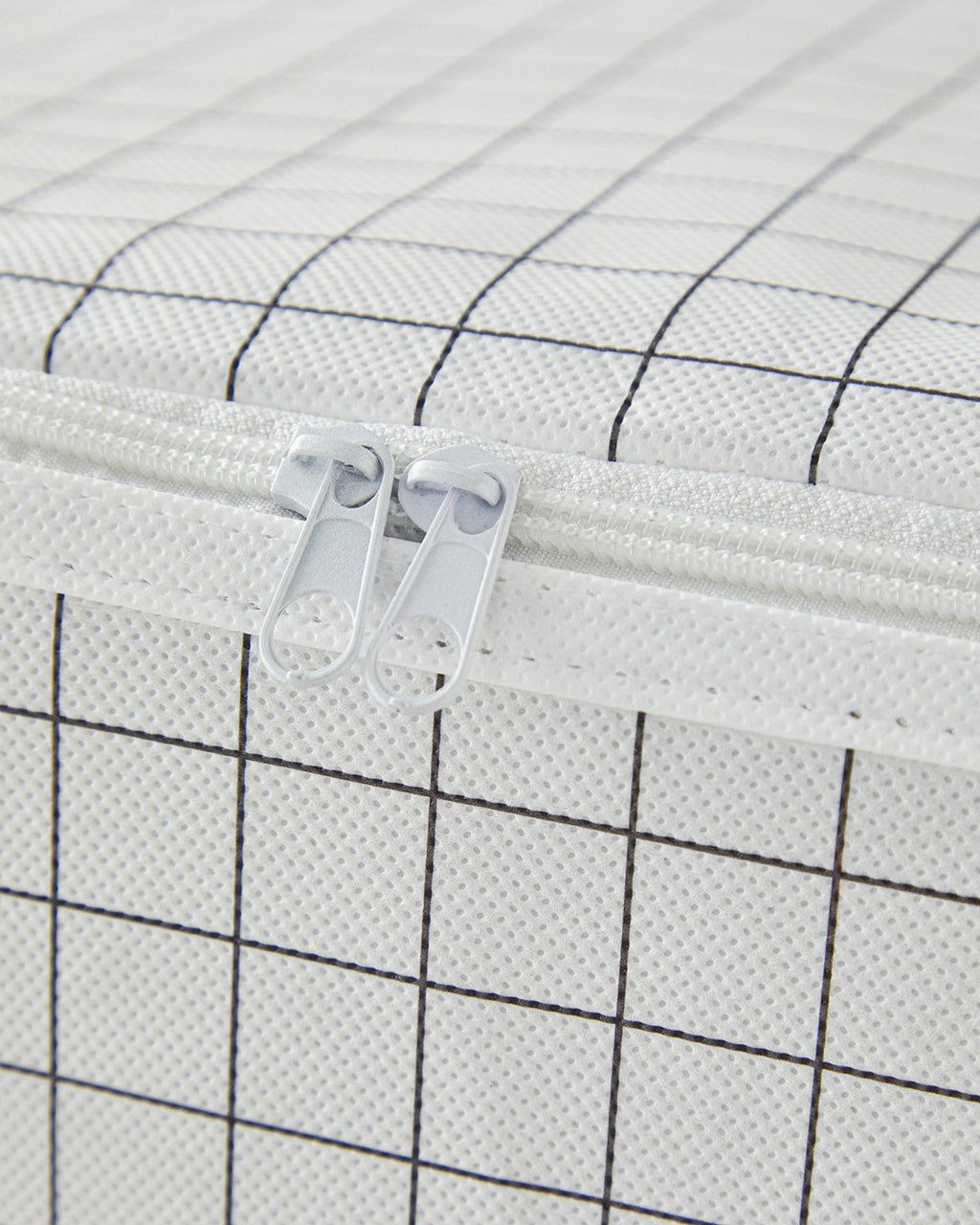 Striped Storage Bag White (view 12)
